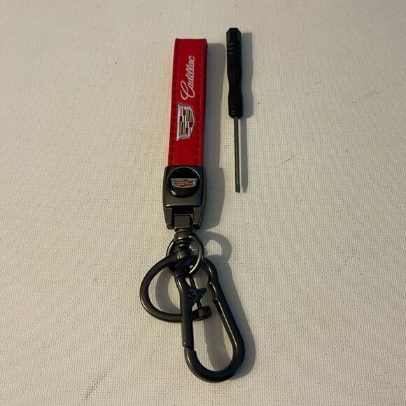 Cadillac key fob Keychain Red Leather with Logo NWT - Picture 2 of 4